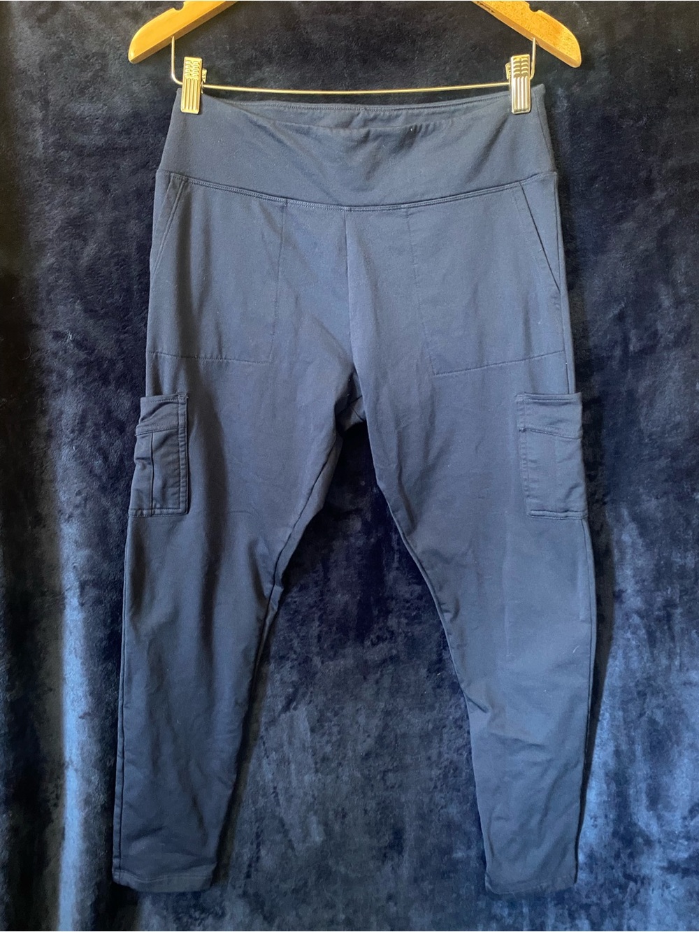 Pink Active Fleece-Lined Cargo Legging Color: Navy